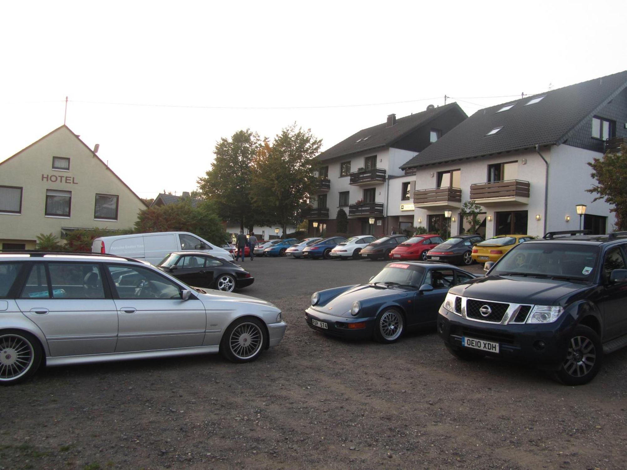 Land-Gut-Hotel Zur Burg Nuerburg Exterior foto